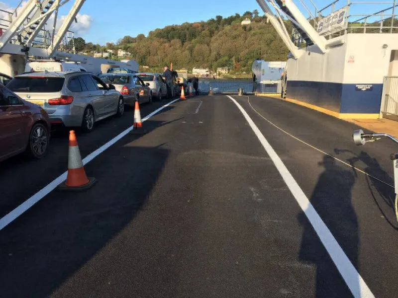 Dartmouth-ferry-superficie-funcional-y-duradera