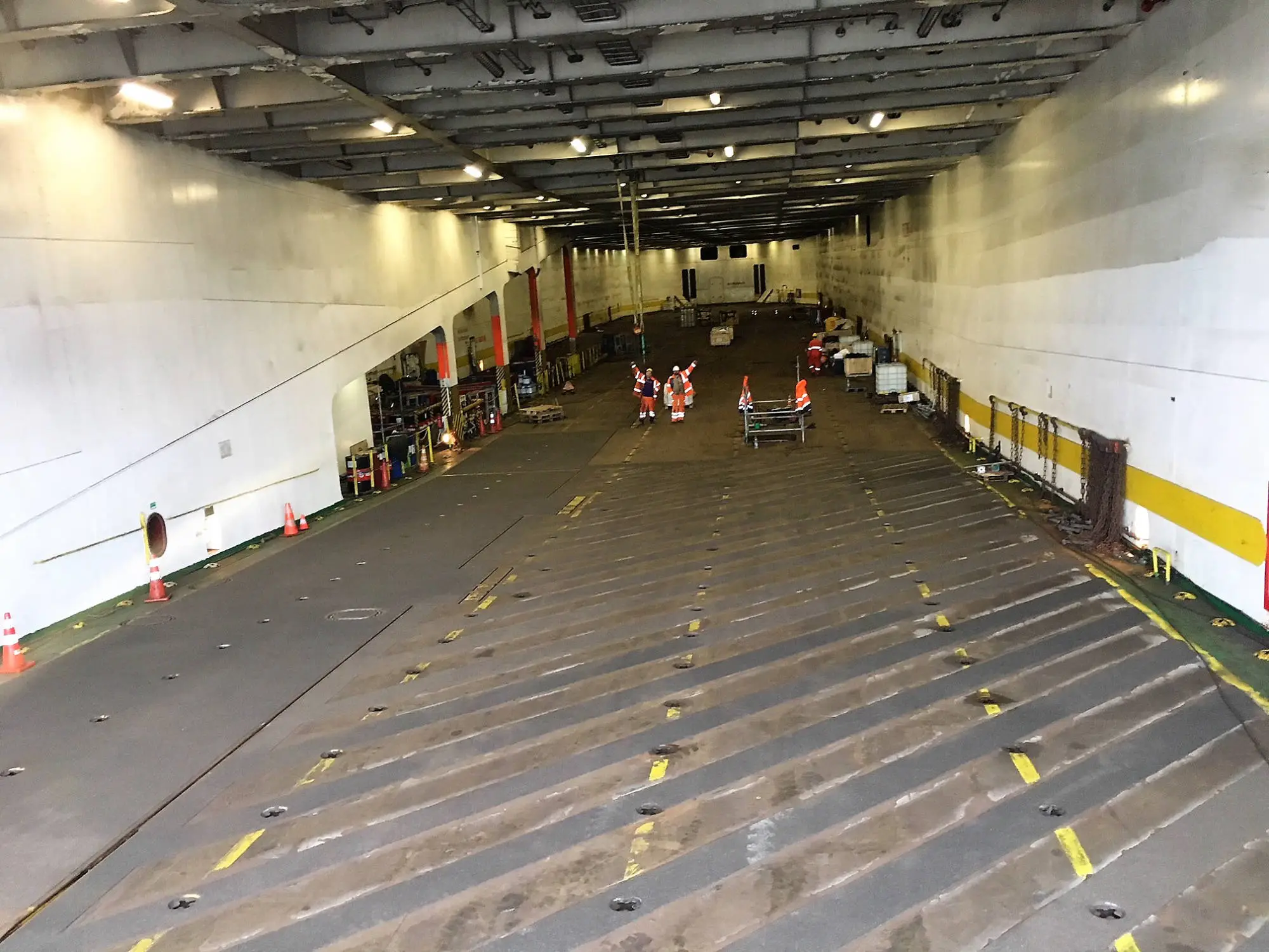 Dunkirk-dry-dock-anti-skid-works